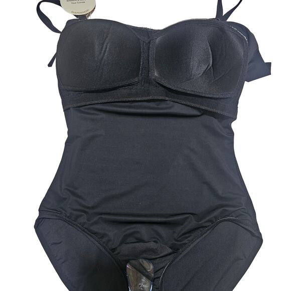 Coco Reef Keepsake Ruffle Bandeau Shaping One Piece Swimsuit Size 10/ 34C - Picture 6 of 9